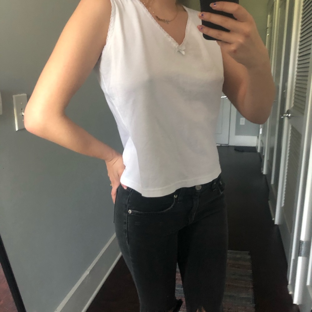 Basic Tank Top - Picture 9 of 10